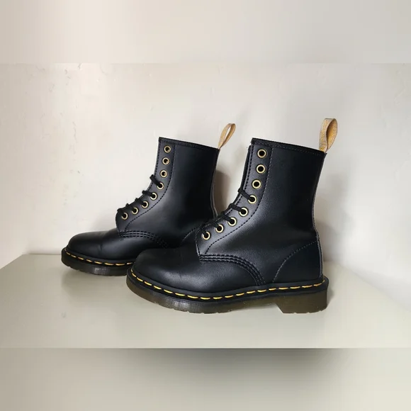 Dr. Martens Black Vegan Lace-Up Boots Womens Size 5 - Picture 2 of 5
